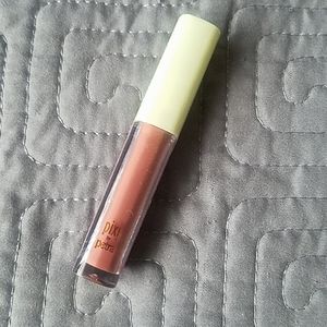 Pixie by Petra lip gloss